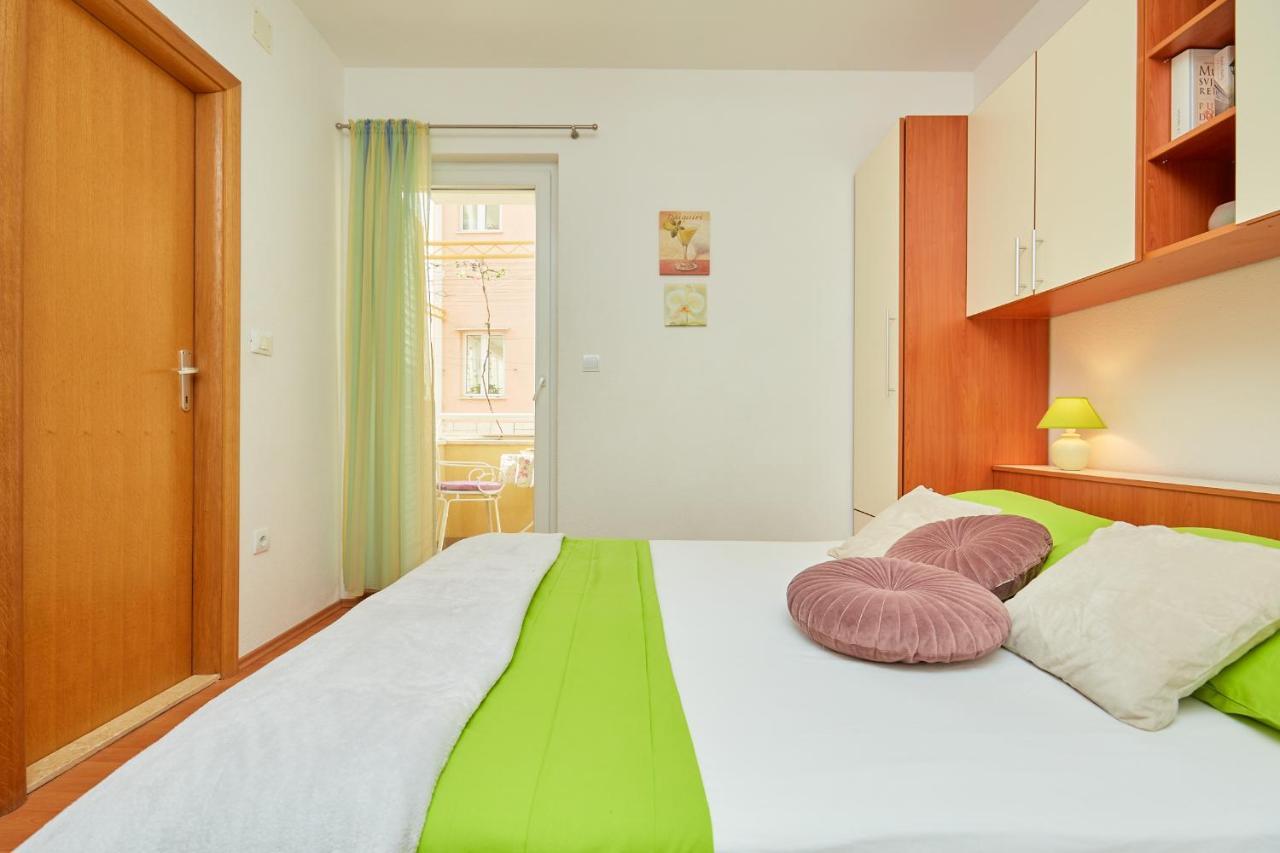 Apartments Zelic Tučepi Δωμάτιο φωτογραφία