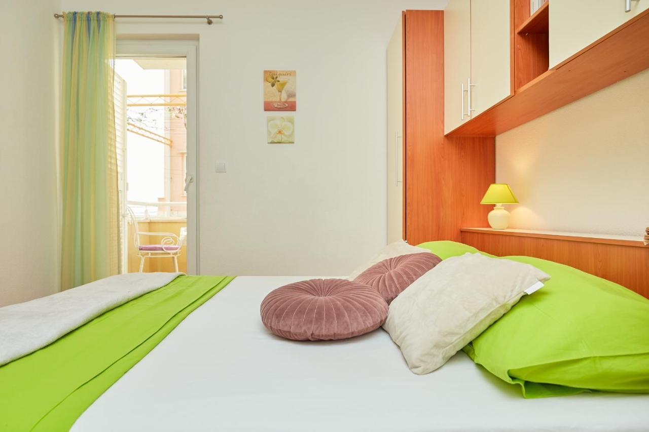 Apartments Zelic Tučepi Δωμάτιο φωτογραφία