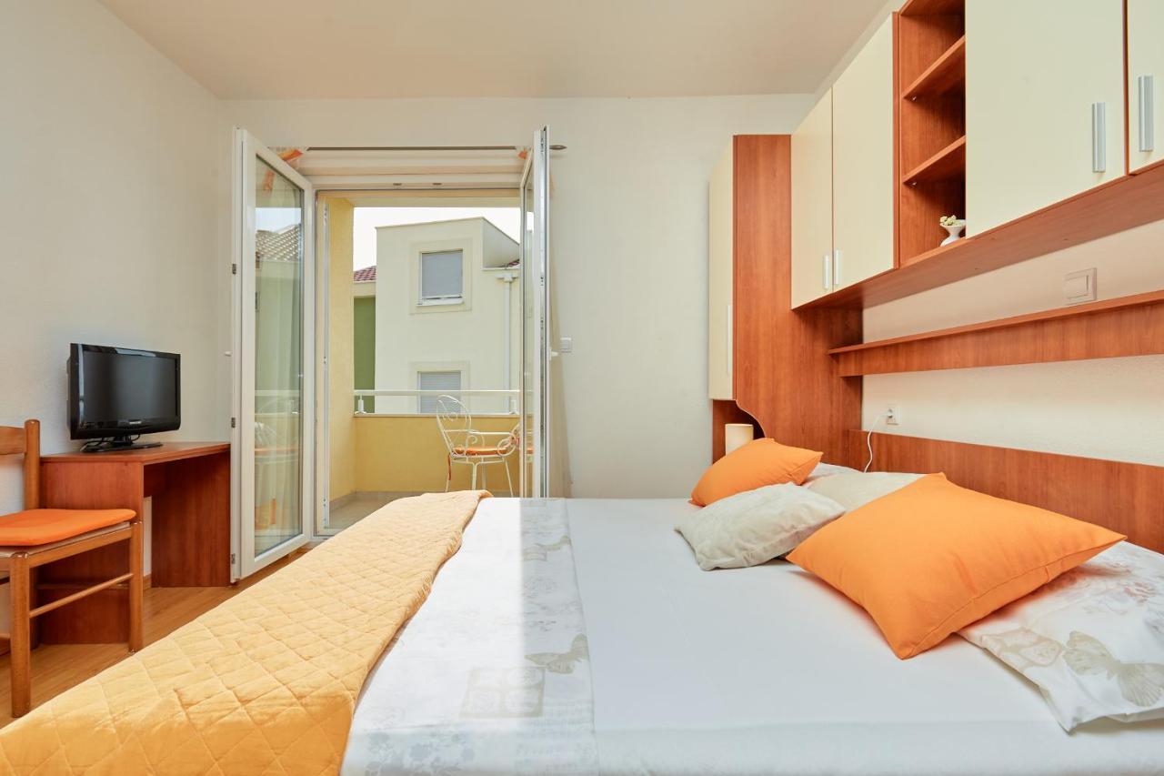 Apartments Zelic Tučepi Δωμάτιο φωτογραφία