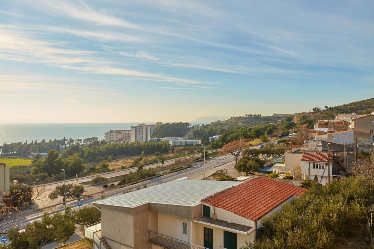 Apartments Zelic Tučepi Εξωτερικό φωτογραφία