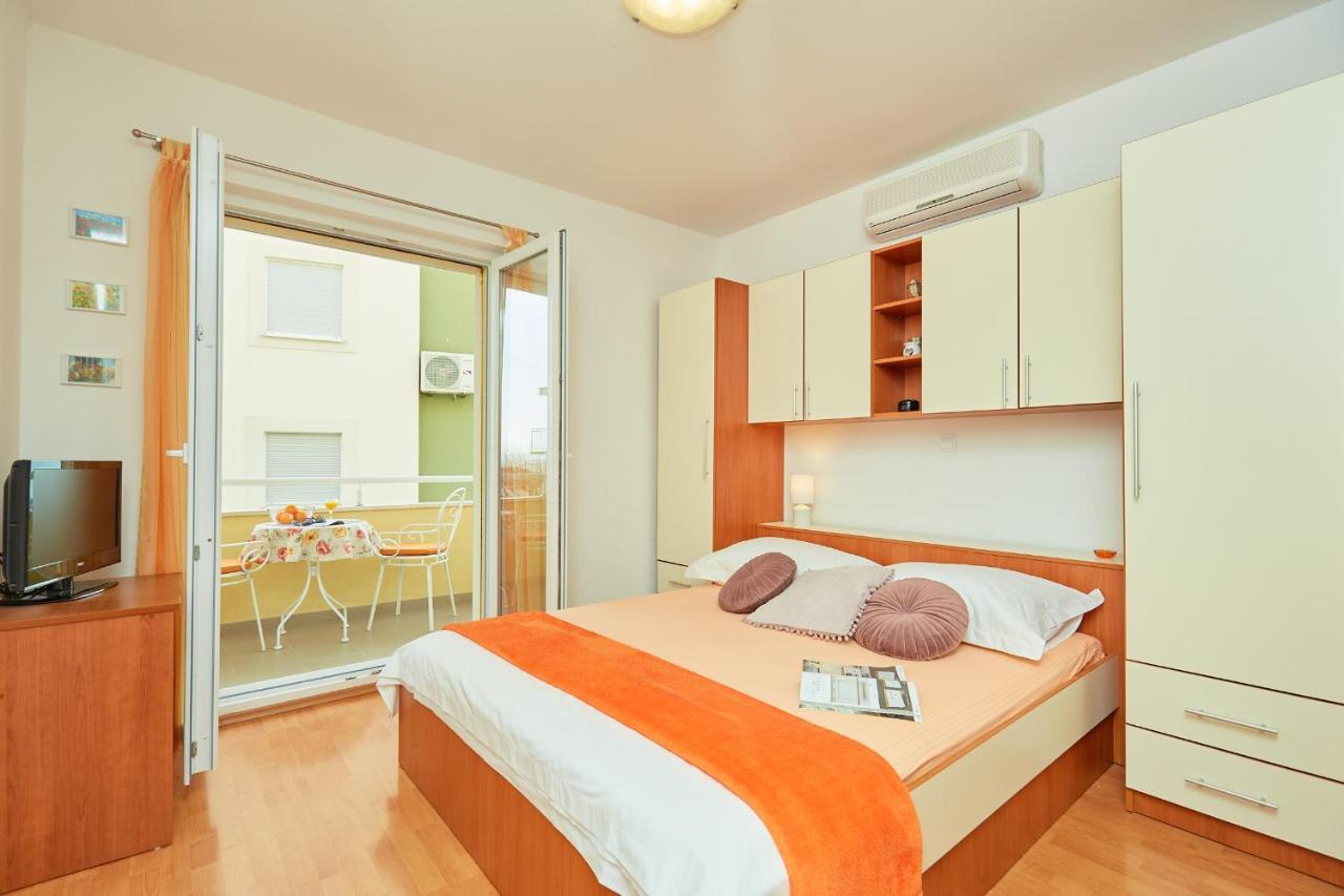 Apartments Zelic Tučepi Εξωτερικό φωτογραφία