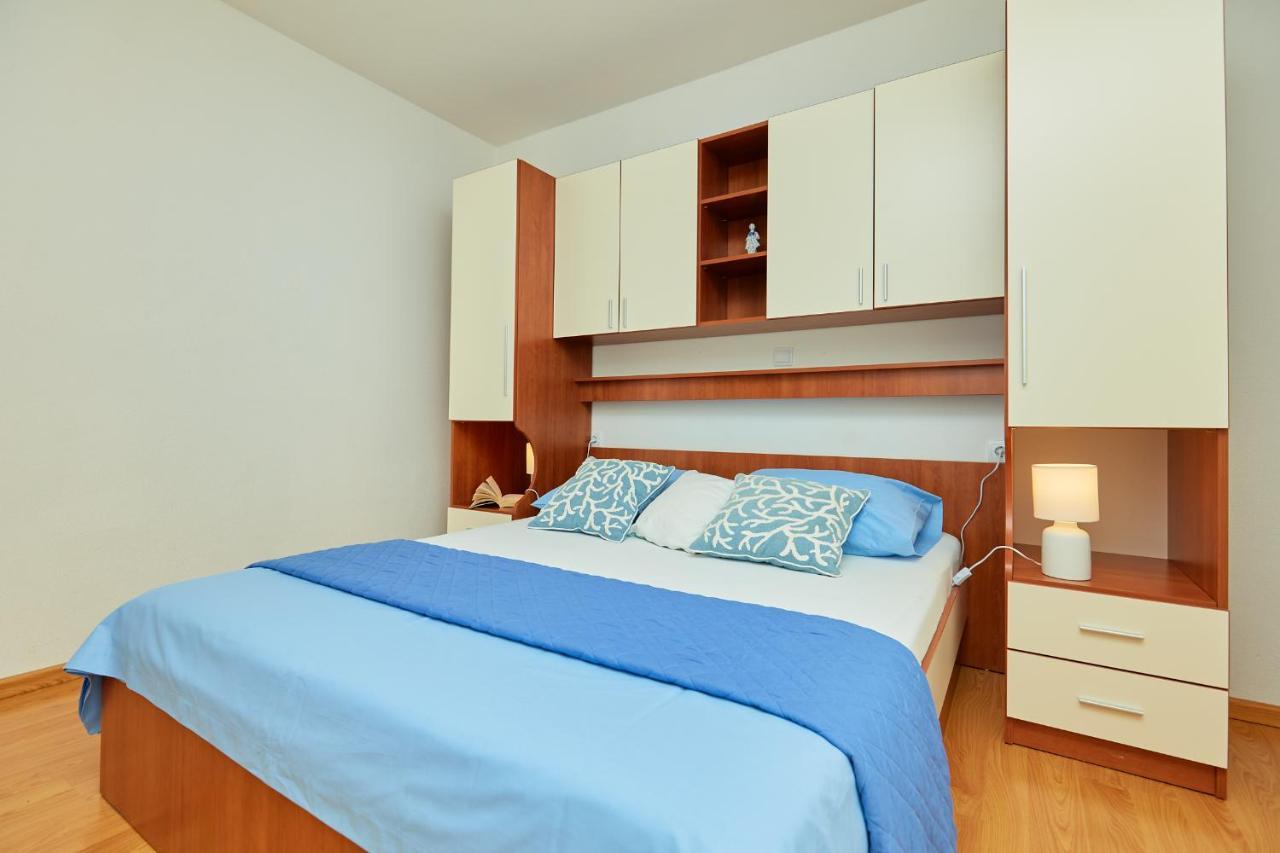 Apartments Zelic Tučepi Εξωτερικό φωτογραφία
